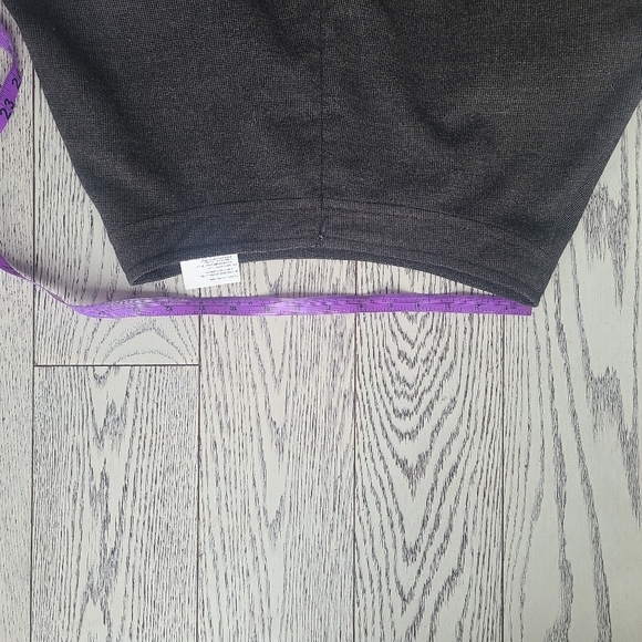 Hugo Boss midi skirt - Picture 14 of 14